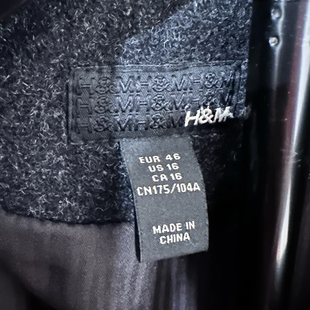 H&M Charcoal Gray Double-Breasted Wool-Blend Pea Coat with Belt